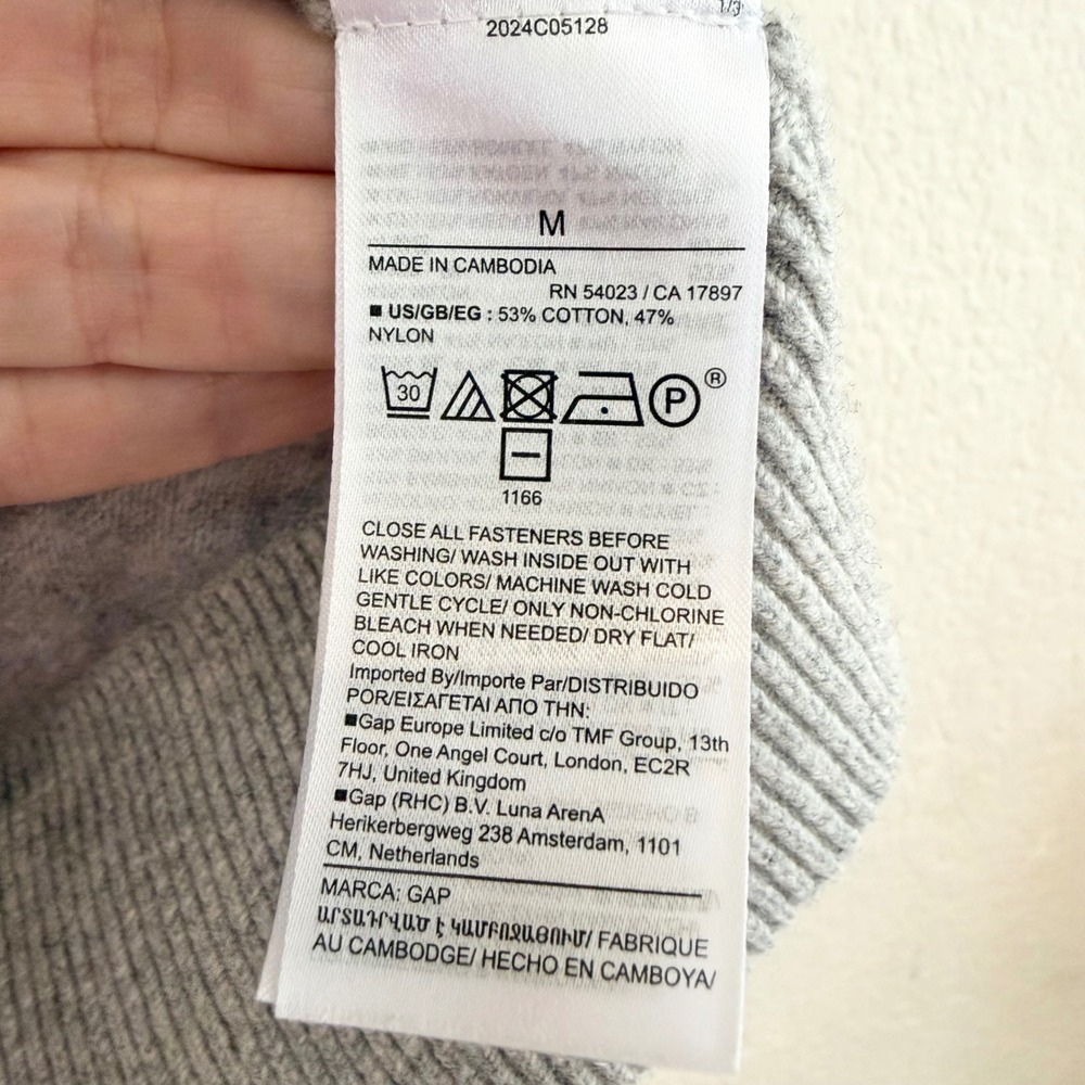 GAP Mens Cardigan Sweater Medium Gray Cotton Nylon Button Front V-Neck Pockets - Picture 13 of 14